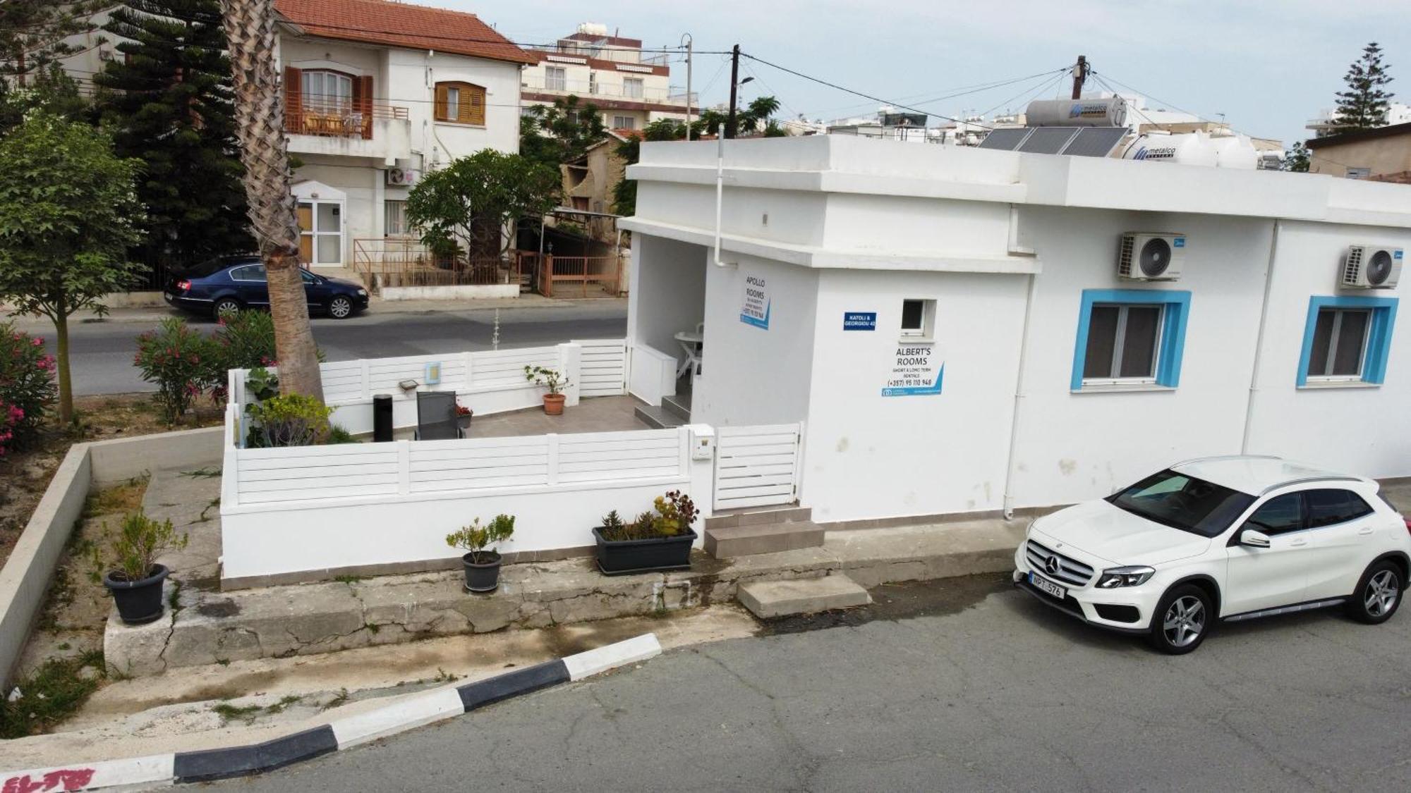 Apollo Rooms By Albert'S Apartment Larnaca Buitenkant foto